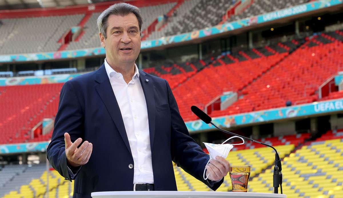 Markus Söder macht der Bundesliga Hoffnung.