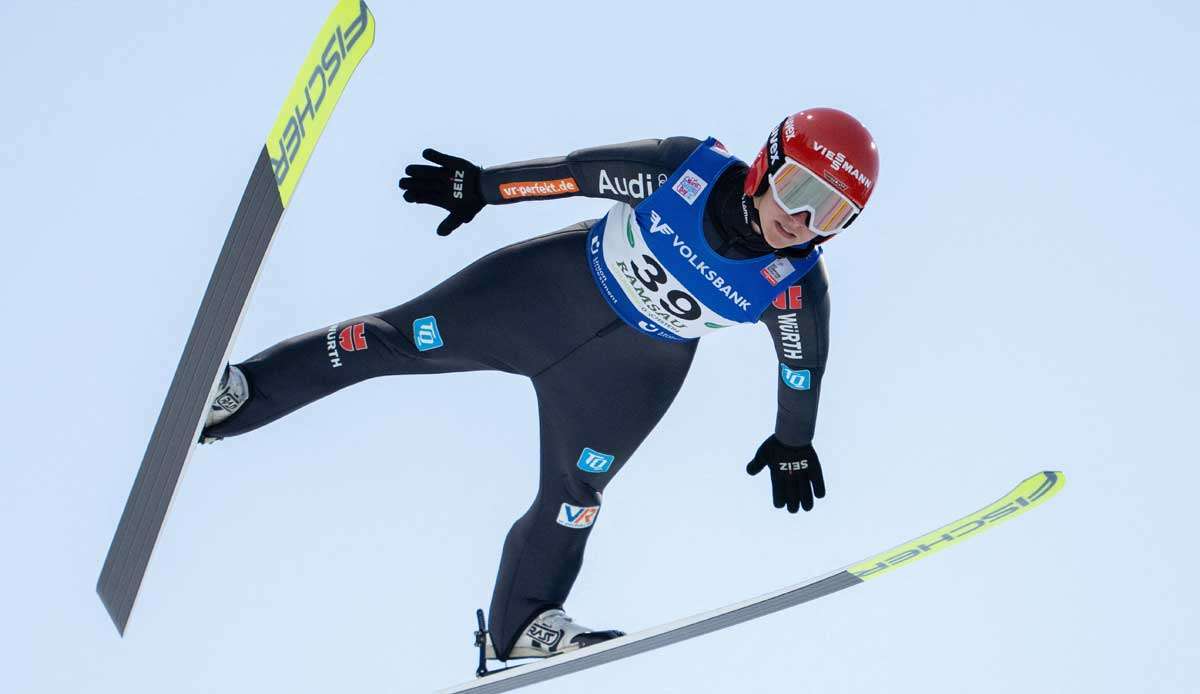 Katharina Althaus kann heute Nacht bereits eine Medaille gewinnen.