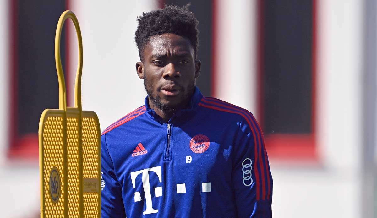 Alphonso Davies fehlt dem FC Bayern seit Anfang des Jahres.