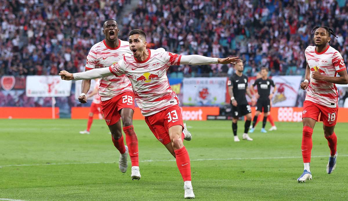 Andre Silva bejubelt sein Tor für RB Leipzig beim Sieg gegen den FC Augsburg am 33. Spieltag der Bundesliga.