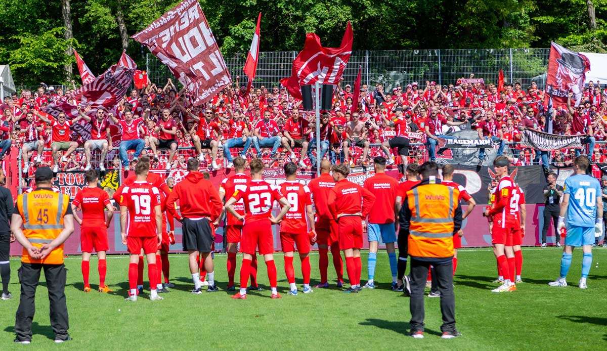 Die Polizei leitete Ermittlungen gegen vier Fans des 1. FC Kaiserslautern ein.