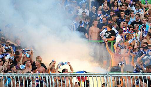 150 BFC-Fans hatten den Platz im Pokalfinale gestürmt