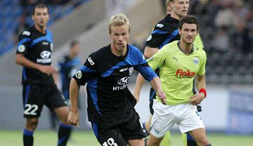 Der FSV Frankfurt (vorn: Andreas Dahlen) hinterließ insgesamt den besseren Eindruck