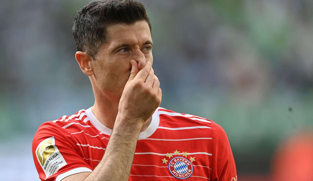 Robert Lewandowski muss sich weiter Kritik aus der Heimat anhören.