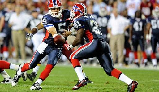 C.J. Spiller (r.) wurde in der ersten Runde an neunter Stelle von den Buffalo Bills gedraftet