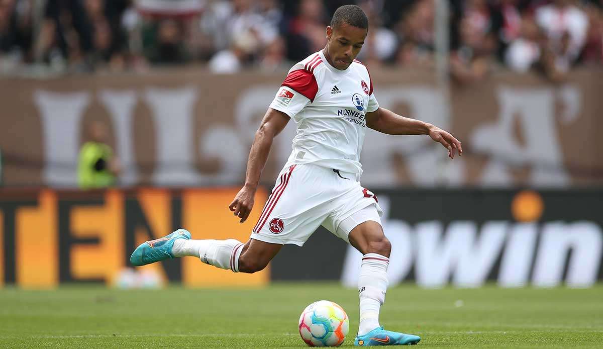 Der 1. FC Nürnberg empfängt die SpVgg Greuther Fürth zum Frankenderby.