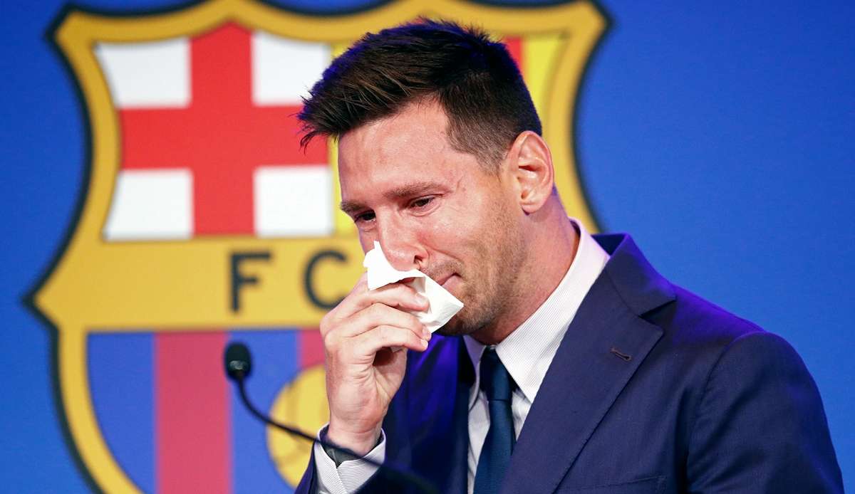 LIONEL MESSI: Im Interview mit The Times sagte Barca-Präsident Joan Laporta, dass er der Klub-Ikone gegenüber eine "moralische Schuld" habe, ihm den besten Moment seiner Karriere zu verschaffen. Spielt er damit auf eine Messi-Rückkehr an?