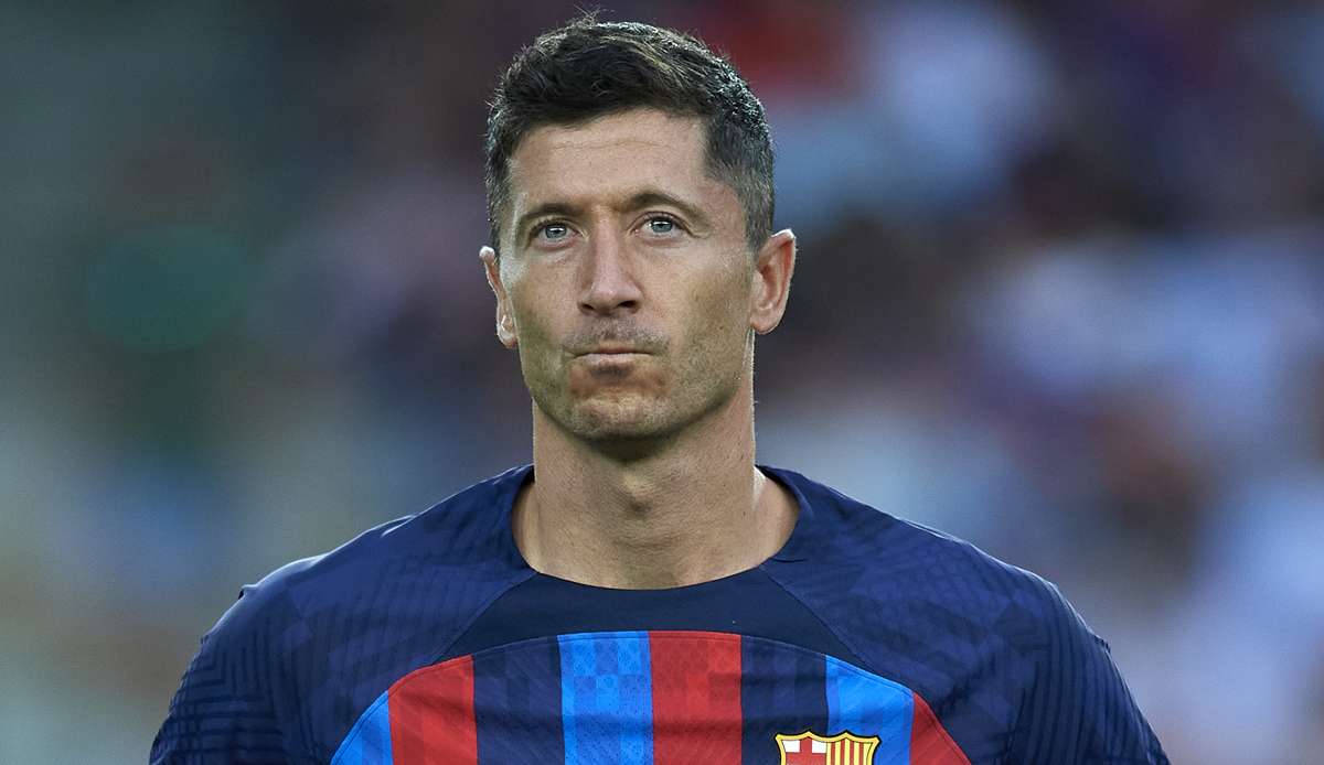 ROBERT LEWANDOWSKI: Wechselte für 45 Millionen Euro vom FC Bayern München zum FC Barcelona