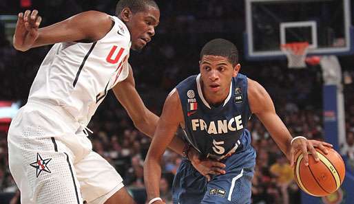 Portlands Nicolas Batum und Oklahoma Citys Kevin Durant kennen sich aus der NBA bestens
