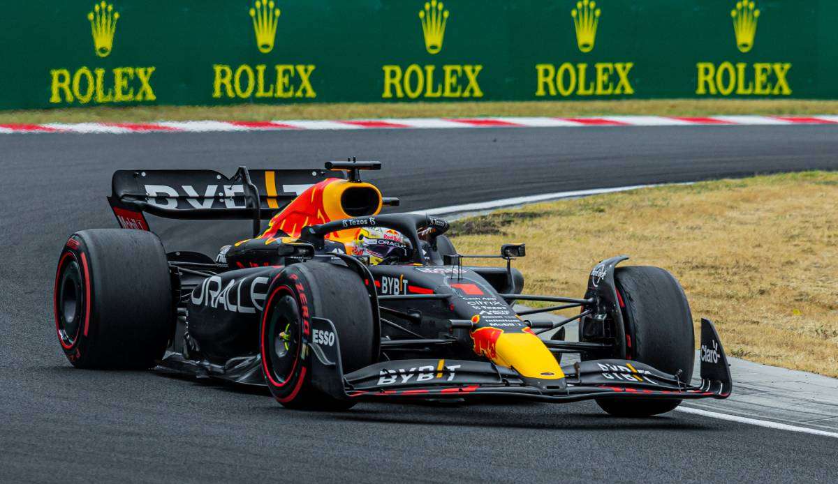 Max Verstappen führt die Fahrerwertung in der Formel 1 souverän an.