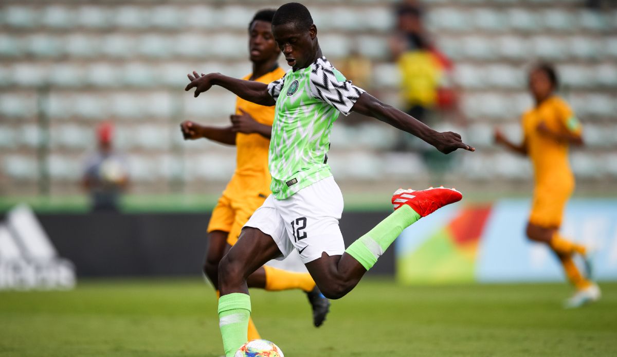 Absage an den BVB! Wie Nigeria-Talent Peter Olawale in Israel statt in ...