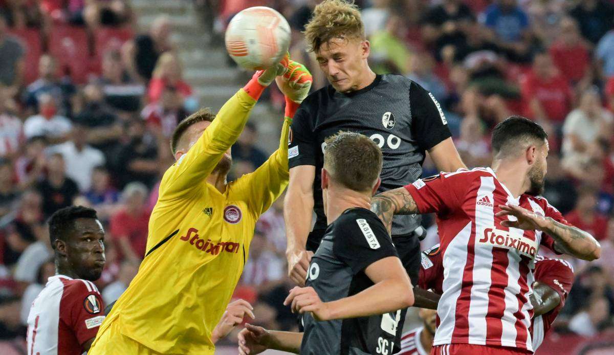 In Piräus gewann der SC Freiburg mit 3:0.