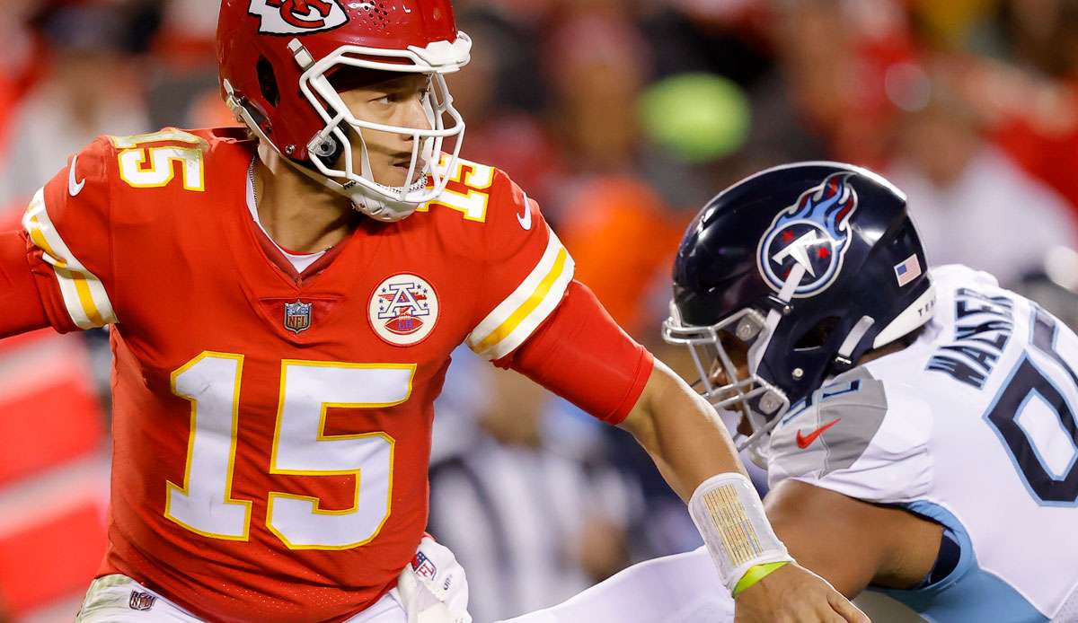 Patrick Mahomes erwachte zur rechten Zeit, um die Chiefs zu einem Comeback-Sieg über die Titans zu führen.