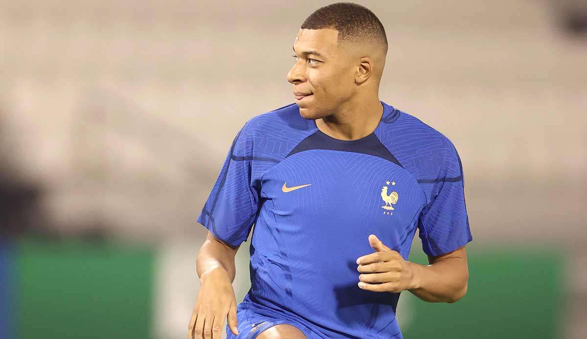 Kylian Mbappé steht nach dem Aus von Karim Benzema bei den Franzosen besonders im Fokus.