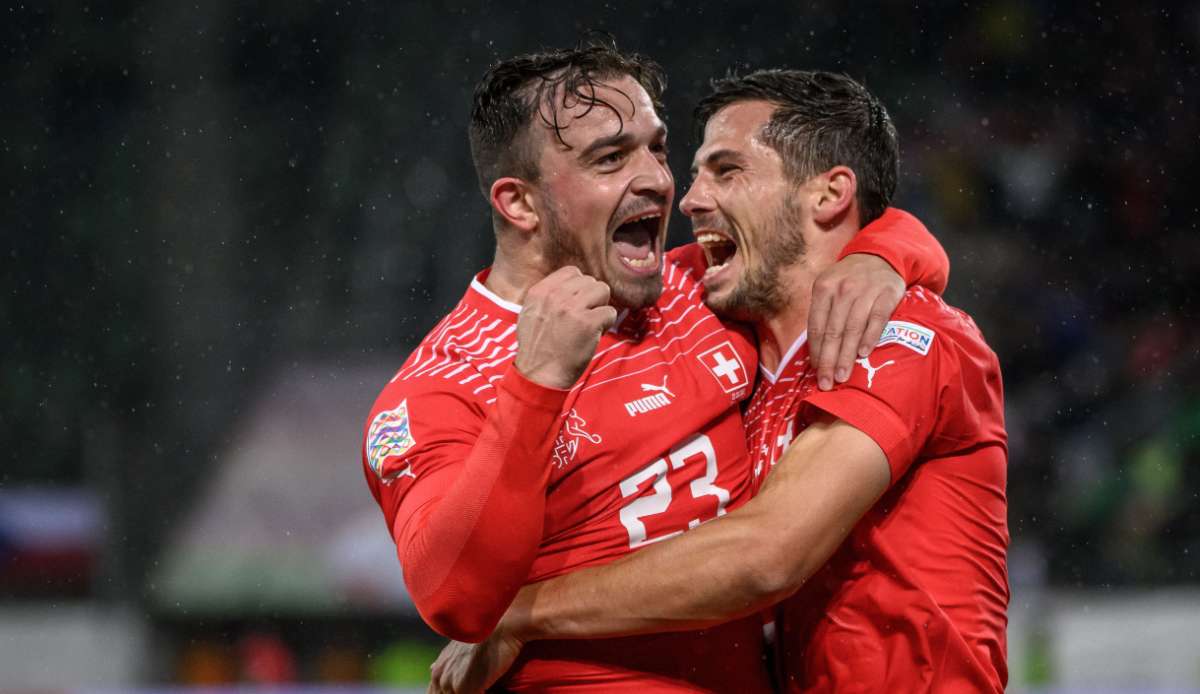 Xherdan Shaqiri (links) und Remo Freuler wollen auch bei der WM 2022 gemeinsam mit der Schweiz jubeln.