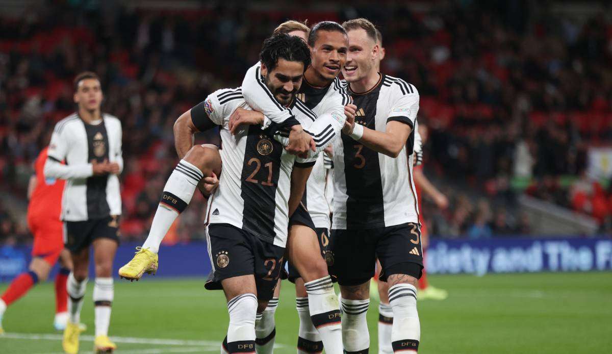 Wer darf heute jubeln? Die DFB-Elf tritt heute zum vorentscheidenden Spiel gegen Spanien an.