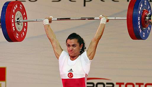 Nurcan Taylan hält neben drei Weltrekorden auf fünf Olympische Rekorde