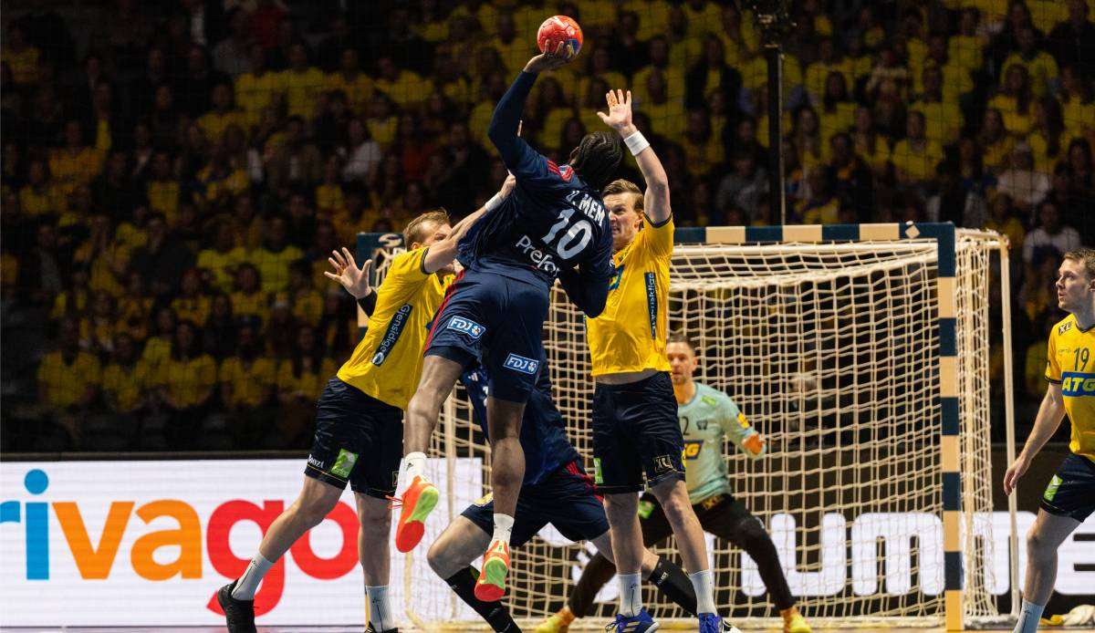 Hoch hinaus: Kann Dika Mem Frankreich gegen Dänemark zum Weltmeister-Titel verhelfen?