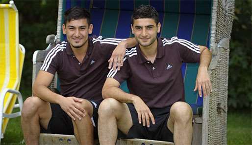 Die SMS-Flatrate-Freundschaft: Ilkay Gündogan (l.) mit Mehmet Ekici