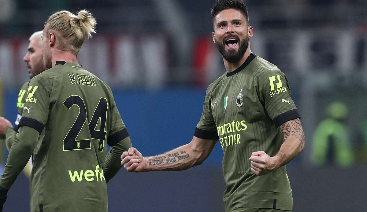 Olivier Giroud feiert seinen Siegtreffer für die AC Milan gegen Torino.