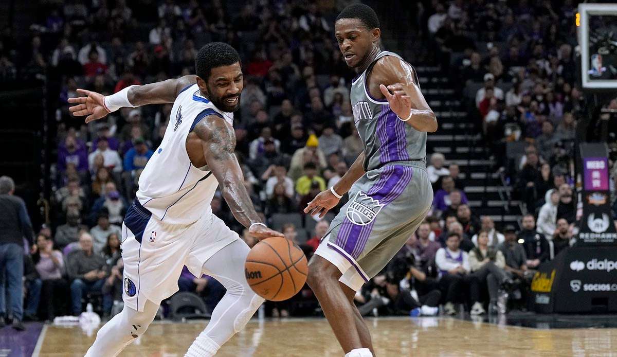 Kyrie Irving und De'Aaron Fox im Duell.