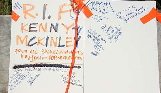 Die Fans der Denver Broncos haben von Kenny McKinley Abschied genommen