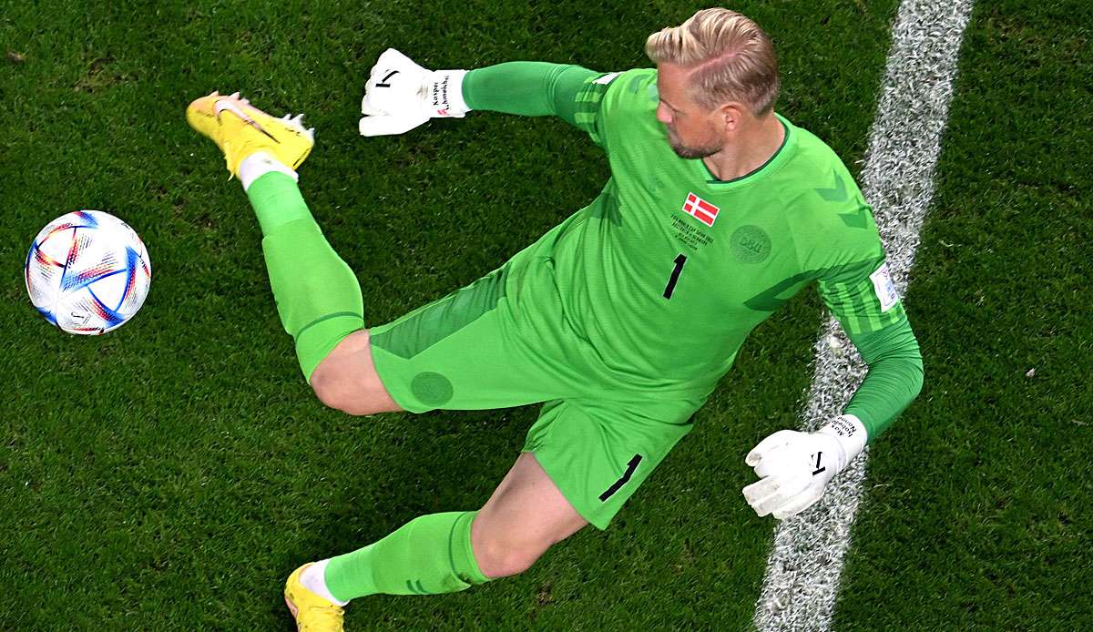 Der FC Bayern wollte Kasper Schmeichel als Ersatz für Manuel Neuer verpflichten.