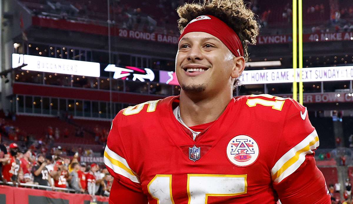 Patrick Mahomes war für die gesamte Saison 2022 mit einem Mikrofon ausgestattet.