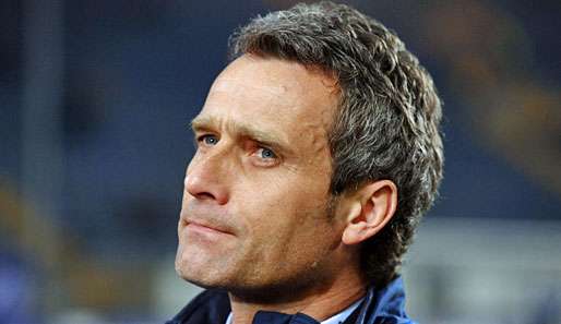 Musste gegen Frankfurt eine Heimniederlage hinnehmen: KSC-Coach Markus Schupp