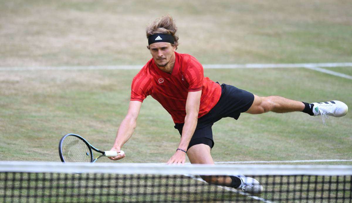 Alexander Zverev spielt heute in Halle gegen Dominic Thiem.