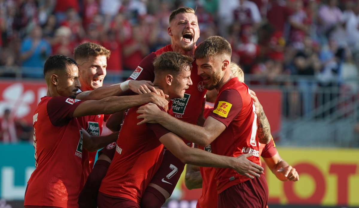 Kaiserslautern empfängt heute Hansa Rostock zum Duell.