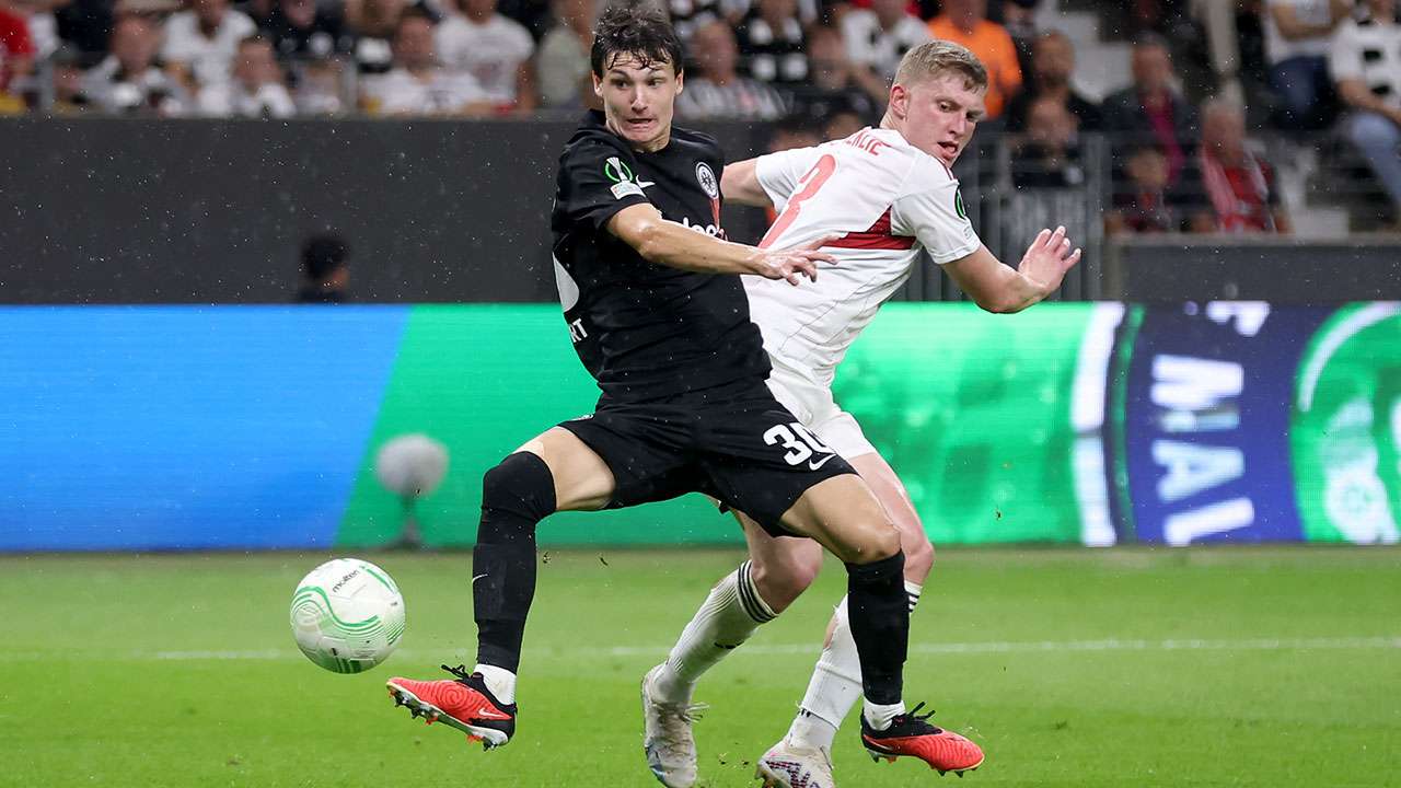 Eintracht Frankfurt ist heute beim FC Aberdeen zu Gast.