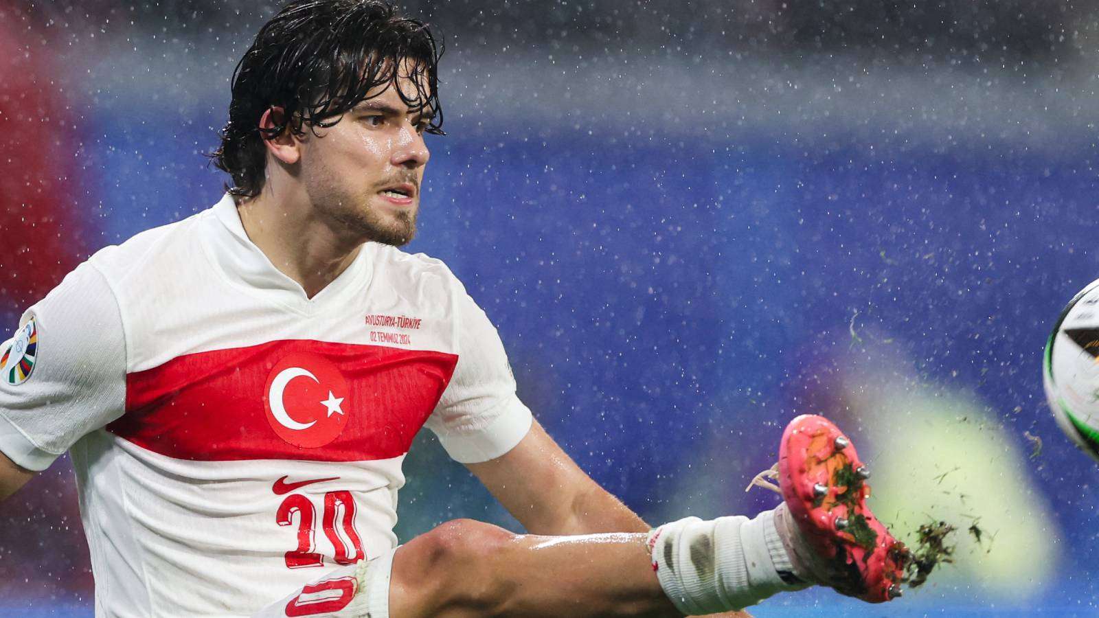 Ferdi Kadioglu ist heute mit der Türkei gegen die Niederlande gefordert.