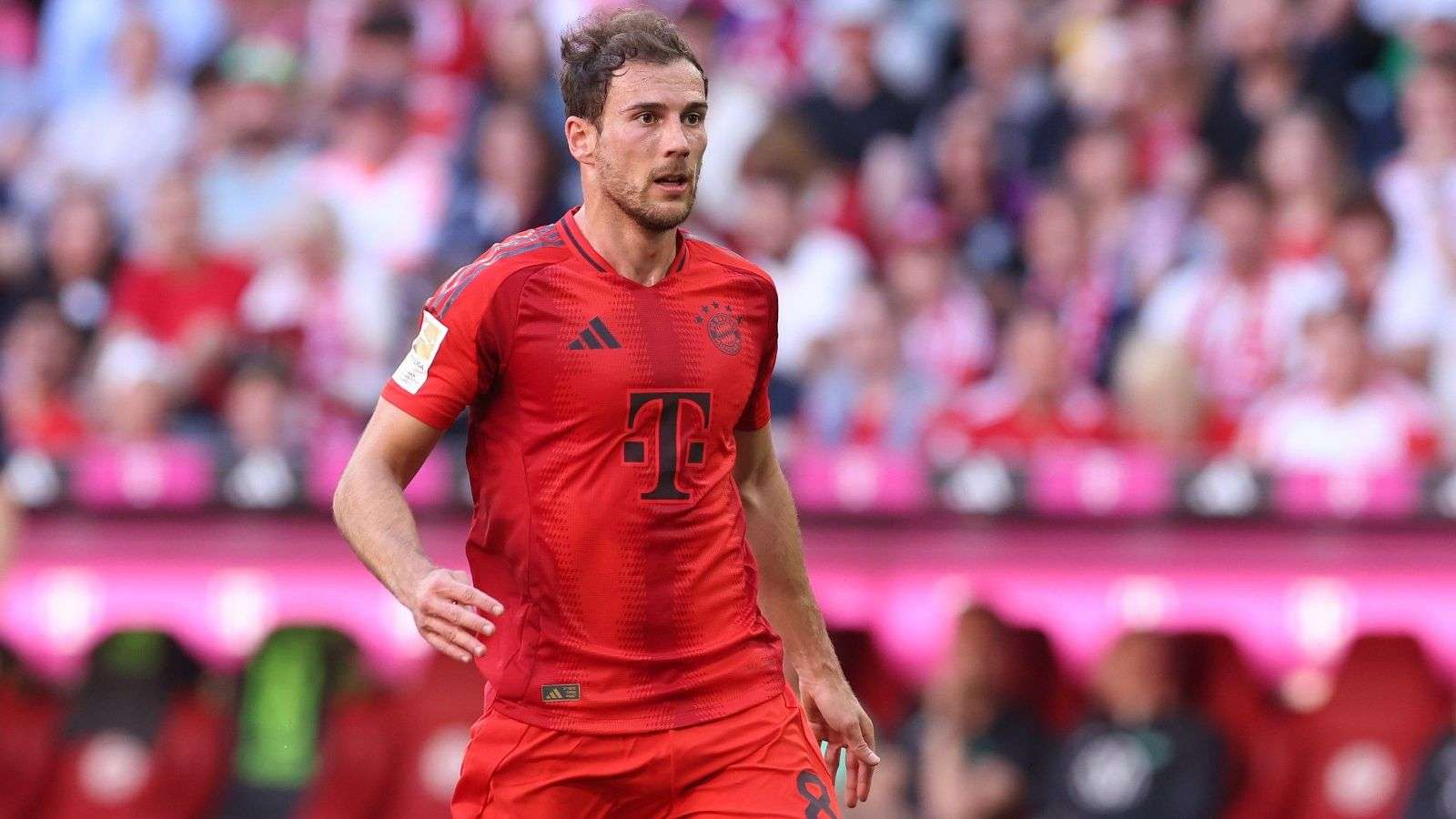 Leon Goretzka of FC Bayern München looks