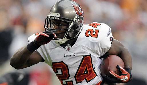 Running Back Carnell Williams steht mit seinen Bucs vor einer scheren Aufgabe: Atlanta wartet!