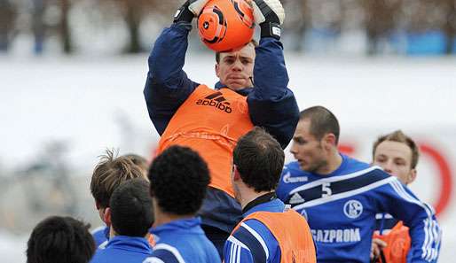 Schalke 04 schlägt sein Winterlager in der Türkei auf - statt Schnee gibt's dann warme Temperaturen