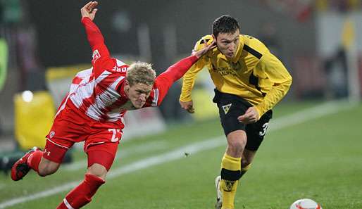 Marco Höger (r.) spielte bereits in der Jugend für Alemannia Aachen