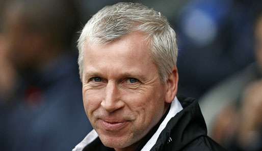 Alan Pardew unterschreibt bis 2016 in Newcastle