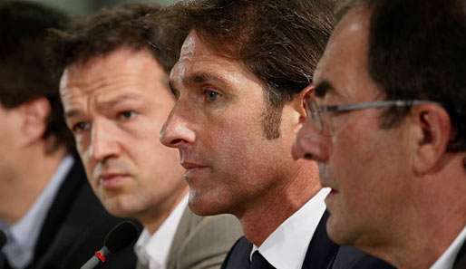 Neues Stuttgarter Triumvirat: Fredi Bobic, Bruno Labbadia und Erwin Staudt (v.l.)