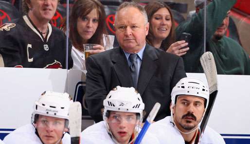 Erfolgstrainer und Stanley-Cup-Gewinner Randy Carlyle verlängert bei den Anaheim Ducks 