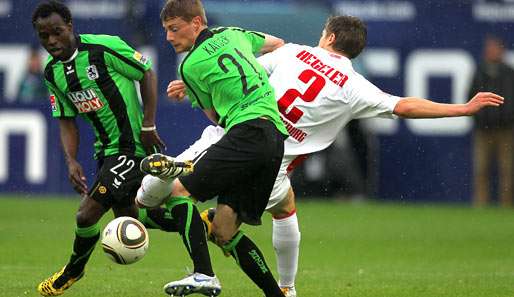 Eke Uzoma (l.) und Sandro Kaiser (M.) wechseln bis Saisonende nach Bielefeld