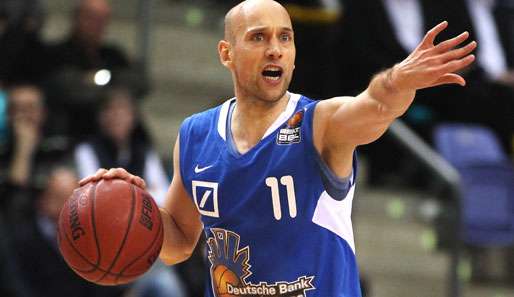 Die Frankfurt Skyliners rund um Pascal Roller verloren gegen die Telekom Baskets Bonn mit 89:92