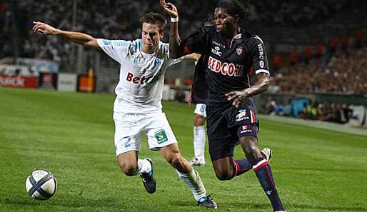 Monacos Dieumerci Mbokani (r.) soll beim VfL Wolfsburg der Ersatz für Edin Dzeko sein
