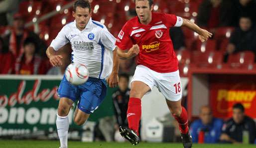 Anton Fink (l.) wird bis Saisonende vom Karlsruher SC an den VfR Aalen ausgeliehen