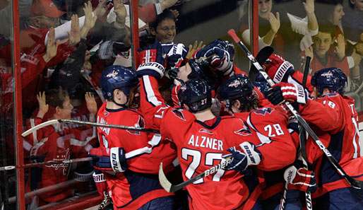 Die Washington Capitals feierten gegen die Chicago Blackhawks den achten Sieg in Folge 