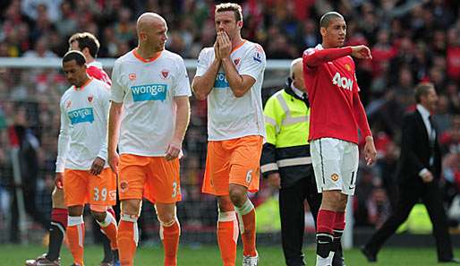 Der FC Blackpool verlor bei Manchester United und muss den Gang in die Zweitklassigkeit antreten