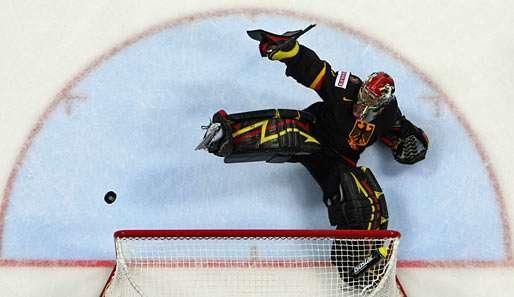 DEB-Goalie Dennis Endras feiert bei der WM 2012 ein Wiedersehen mit Russland und Schweden