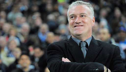 Keep smiling! Didier Deschmaps sitzt auch weiterhin auf der Trainerbank von Olympique Marseille