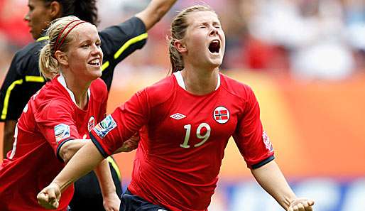 Emilie Haavi machte am ersten Spieltag das Tor für Norwegen beim Sieg gegen Äquatorialguinea