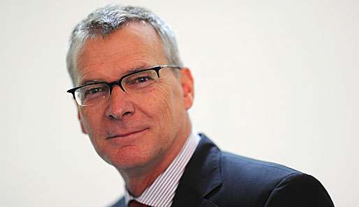Der frühere Bundesligaprofi Holger Hieronymus bleibt Mitglied im UEFA-Gremium